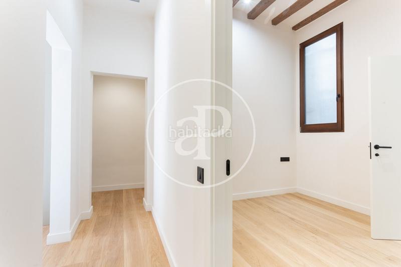 Foto e27b669c-613f-47dc-b4c4-cbd1eec70c9b. Piso  en venta en calle sant jacint en St. Pere - Sta. Caterina - El Born Barcelona