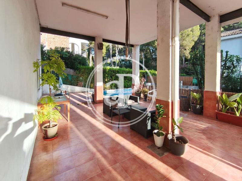 Foto 1dd2f4c6-2eae-4d9d-8a56-bd3224282e32. Casa chalet independiente en venta en cumbres de calicanto en Godelleta