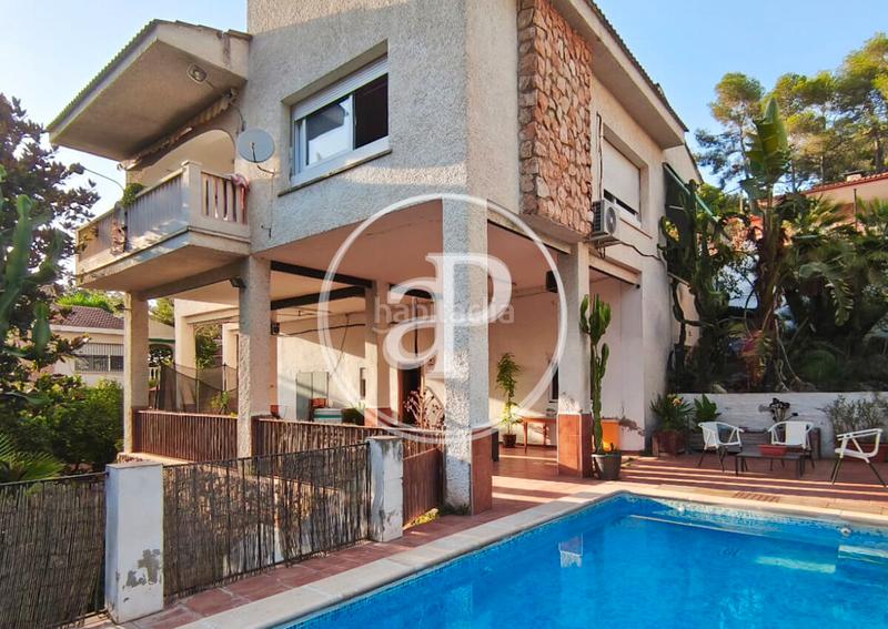 Foto 7c3a01b3-094a-4c03-876c-576f529d44de. Casa chalet independiente en venta en cumbres de calicanto en Godelleta