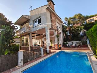 Casa a Godelleta. Chalet independiente en venta en cumbres de calicanto