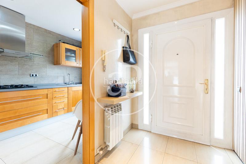 Foto 0eb49694-b13f-4c7c-ac71-b5346ddf8dd8. Casa a schiera con riscaldamento parcheggio piscina in Cerdanyola del Vallès