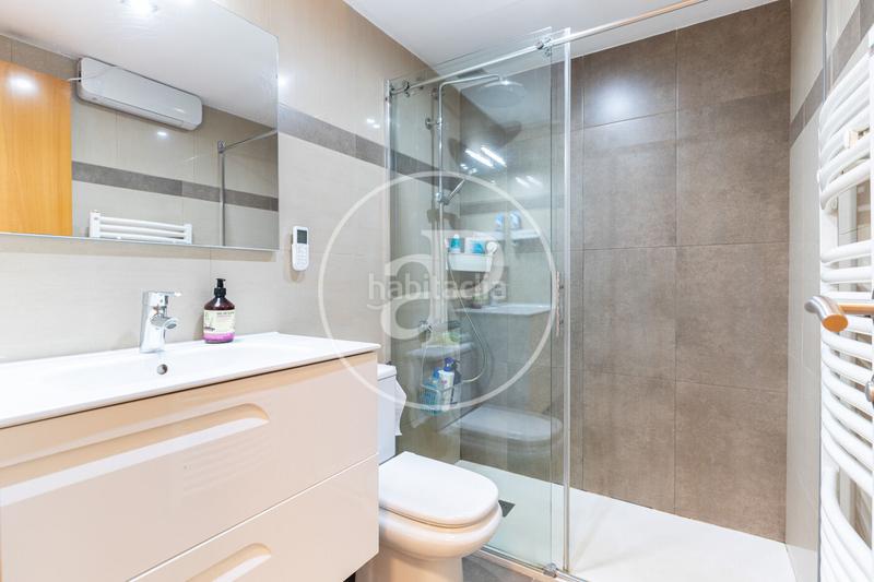 Foto 1c8b1302-361a-45a1-a960-90ccdd19e505. Casa a schiera con riscaldamento parcheggio piscina in Cerdanyola del Vallès