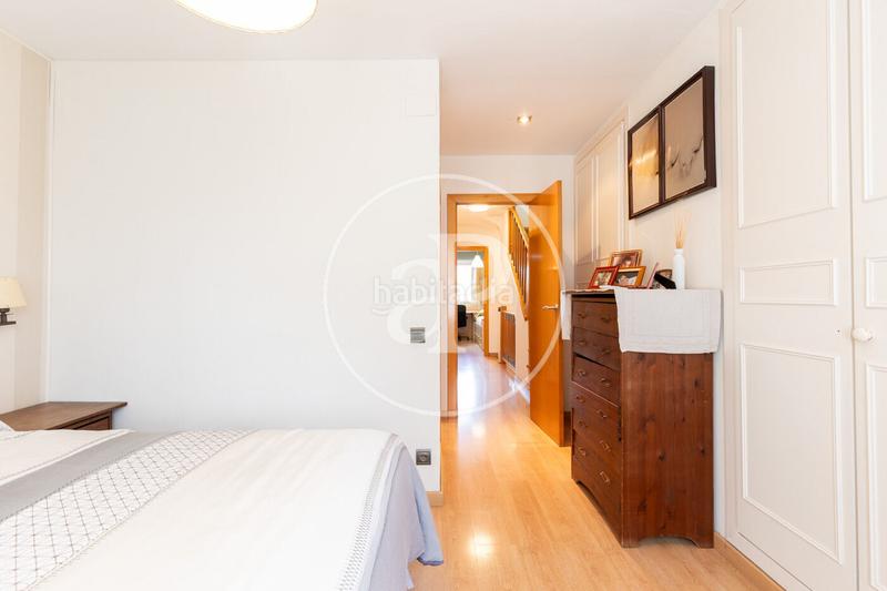 Foto 1f55989f-df1d-49ba-bc65-c2dc69d19bf7. Casa a schiera con riscaldamento parcheggio piscina in Cerdanyola del Vallès