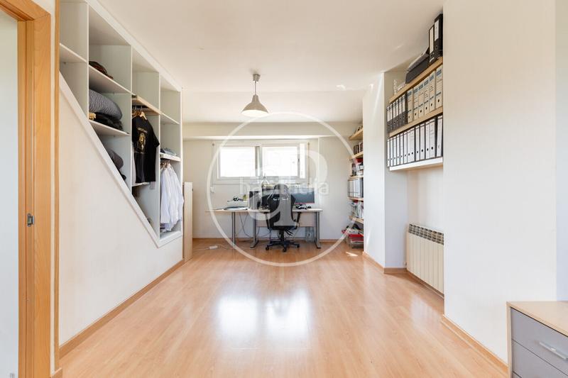 Foto 86f55992-898a-478e-b794-dacac52de375. Casa a schiera con riscaldamento parcheggio piscina in Cerdanyola del Vallès