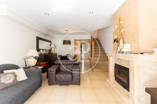 Casa adossada  Ronda serraparera. Casa en venta en cerdanyola