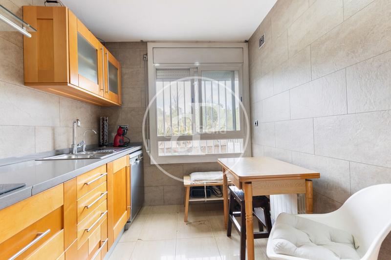 Foto 9b6c3527-4c3e-4d5a-bf62-42a0a17e051b. Casa a schiera con riscaldamento parcheggio piscina in Cerdanyola del Vallès