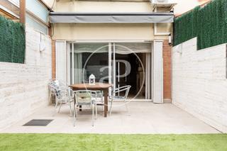 Maison jumelée  Ronda serraparera. Casa en venta en cerdanyola