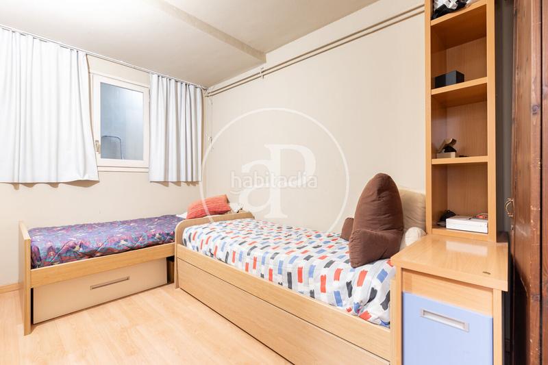 Foto c5052c06-1c99-4854-9f88-99d55a794a39. Casa a schiera con riscaldamento parcheggio piscina in Cerdanyola del Vallès