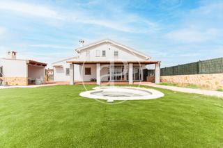 Casa en Saboya. Chalet en venta en alboraya  partida de saboya