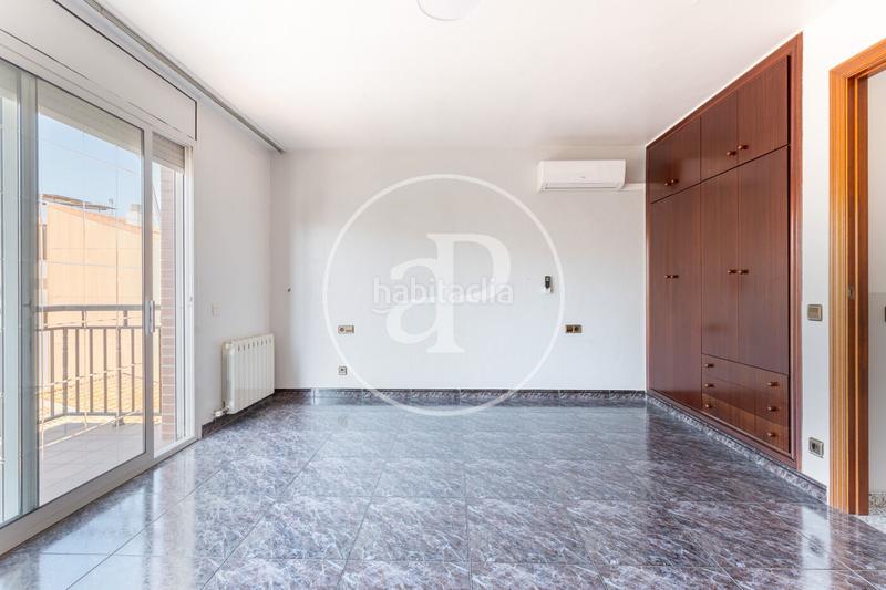 Foto 998231ac-cd5c-4ae6-b194-ee439b655c45. Casa adosada casa unifamiliar en venta en Centre-Cordelles Cerdanyola del Vallès