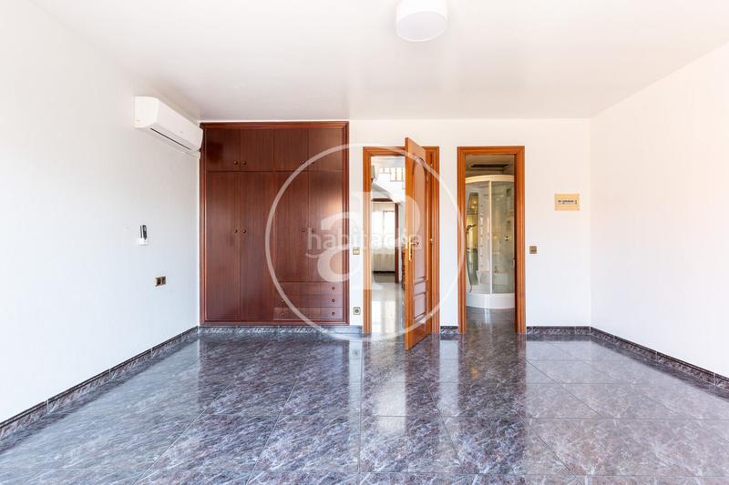 Foto a487e400-cb95-40f9-919c-8976c0ca8a44. Casa adosada casa unifamiliar en venta en Centre-Cordelles Cerdanyola del Vallès