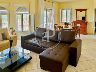 Haus in Onil. Casa en venta en onil