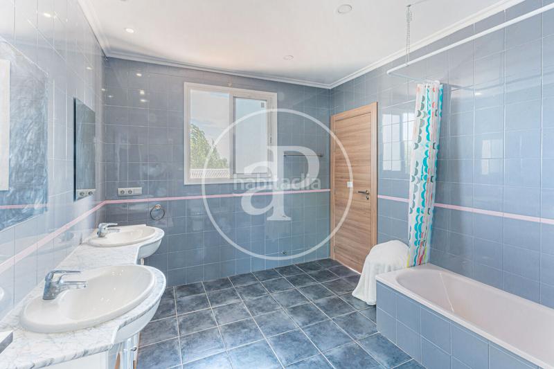 Foto 28b16145-6ac9-4146-93a8-3f989295b106. Casa chalet independiente en venta en cumbres de calicanto en Godelleta