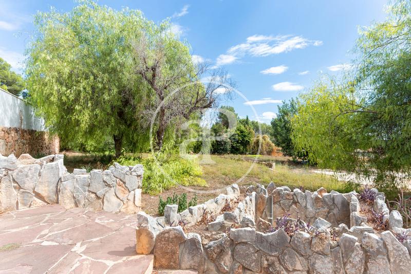 Foto 6986bf58-c4f6-4ea0-b3bb-87292b4cf0c8. Casa chalet independiente en venta en cumbres de calicanto en Godelleta