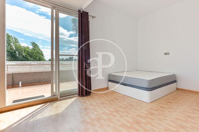 Foto cc291a6e-86f8-4069-8be8-dc3f5f4e884e. Casa chalet independiente en venta en cumbres de calicanto en Godelleta