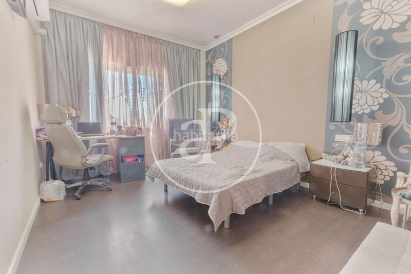 Foto 134ba3e4-fa4e-460e-b1a4-4a4dd696dc2a. Casa chalet independiente en venta en monserrat en Corbins