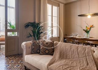 Location Appartement  Carrer del bruc. Piso de tres habitaciones amueblado en calle bruc eixample dret