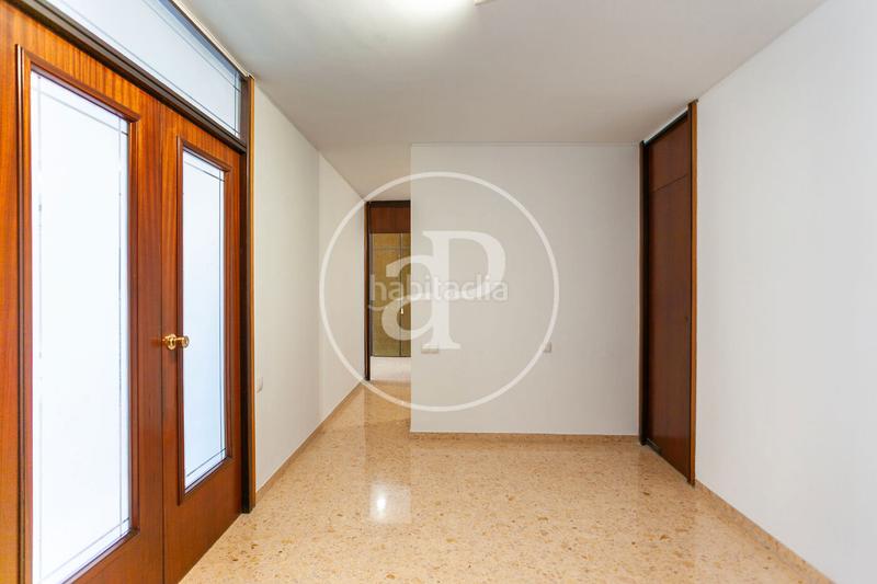 Foto 5f06b8d6-b1bf-44f9-baf3-db703c53bf0c. Alquiler piso  en alquiler en san francesc en Valencia