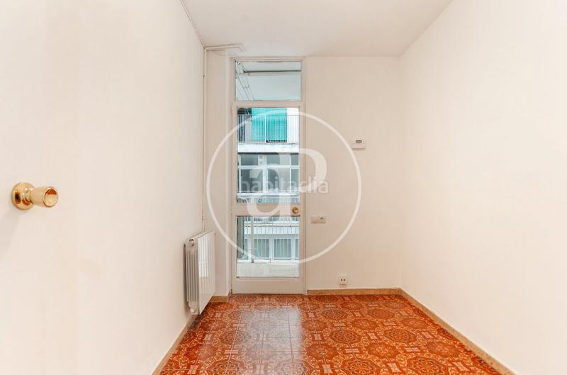 Foto a4ffb30a-ec19-488c-a37a-d2242b4b3d03. Alquiler piso  en alquiler en san francesc en Valencia