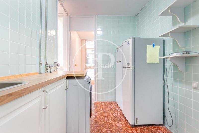 Foto f953c898-e325-441d-8a2d-78222d2e80f0. Alquiler piso  en alquiler en san francesc en Valencia