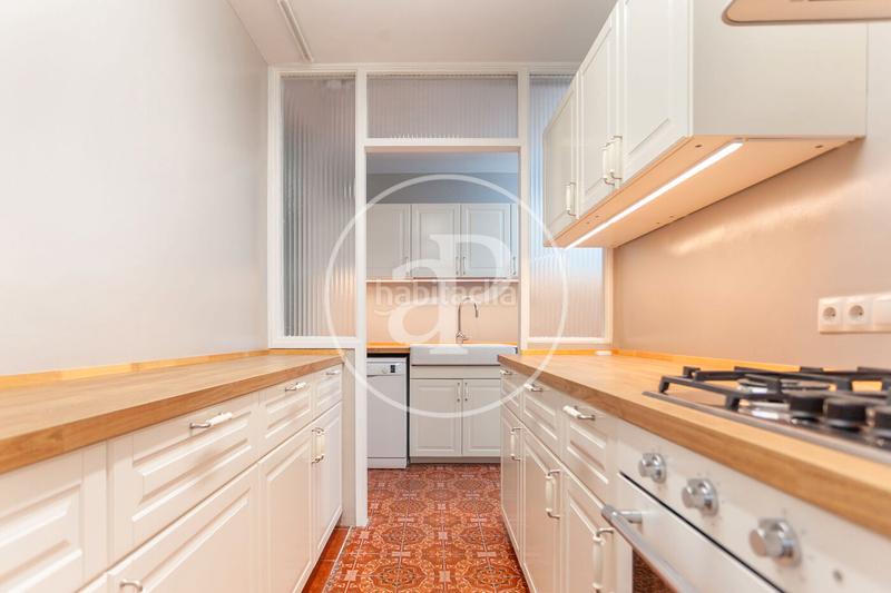 Foto c4825b6c-80e1-47c9-8314-32ae6ed8cf3f. Location appartement avec chauffage parking dans Sant Francesc Valencia