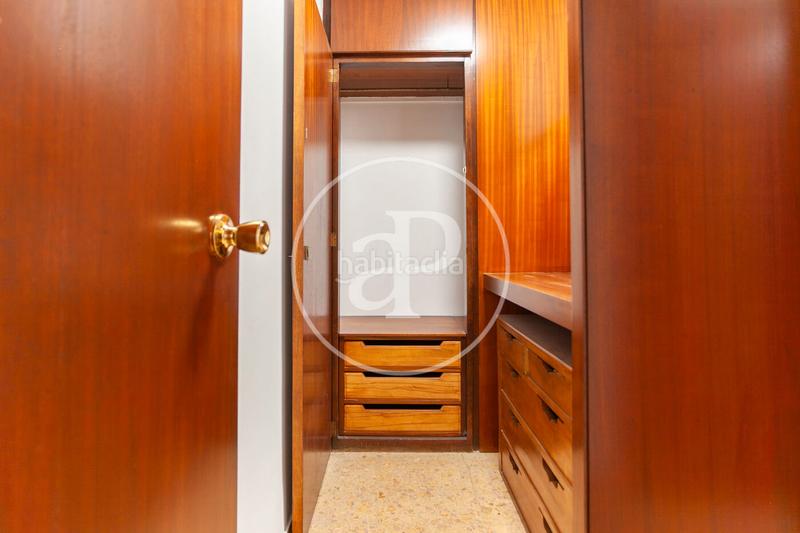 Foto cdc8e3be-9b00-4945-a544-c073c7e508d7. Location appartement avec chauffage parking dans Sant Francesc Valencia