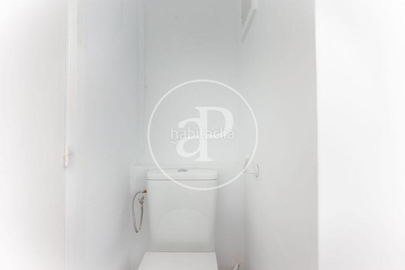 Foto ed2198ea-27dc-4246-9b6f-39f8b10d3dd1. Location appartement avec chauffage parking dans Sant Francesc Valencia