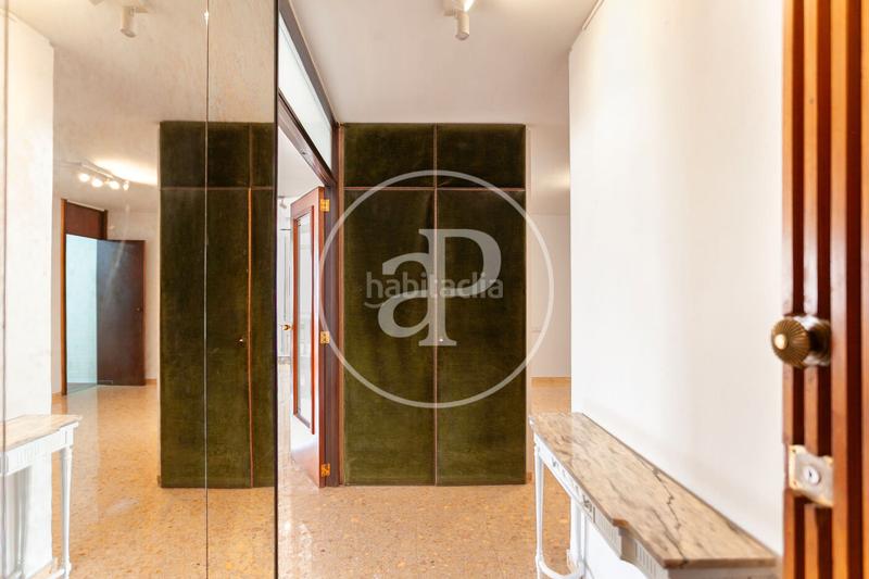 Foto cf7fae1e-7fdf-4651-952a-21f5b7d33076. Rent flat with heating parking in Sant Francesc Valencia