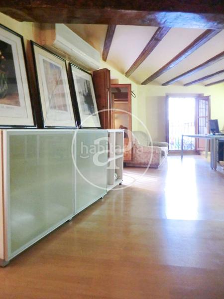 Foto 8b97d181-73bf-4c45-a932-21f6f06ca792. Piso estudiooficina en venta en el carmen en El Pilar Valencia