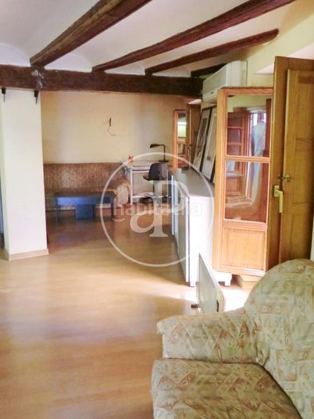 Foto 8e706311-3b66-493f-b351-e291611a0fb2. Piso estudiooficina en venta en el carmen en El Pilar Valencia
