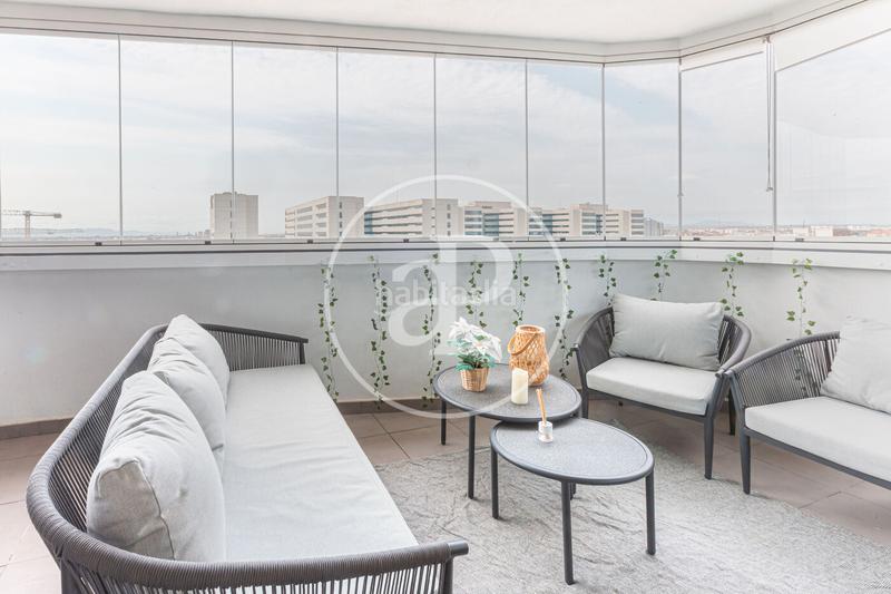Foto 6c4c0889-068b-4309-b30c-052db9d1cfb8. Rent flat with heating parking pool in Malilla Valencia