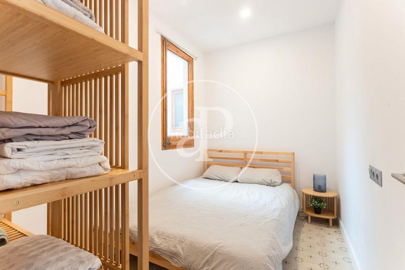 Foto 029472e8-cdf8-471c-a92e-3614246a44a0. Alquiler piso  en alquiler de tres habitaciones dobles en calle valencia eixample esquerra en Barcelona