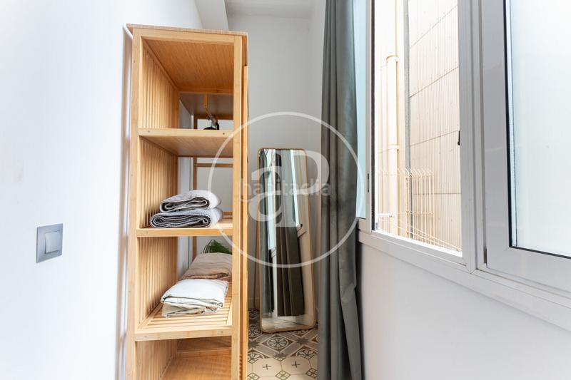 Foto 05596df0-d94c-49e3-a62c-98d5231b5dfa. Alquiler piso  en alquiler de tres habitaciones dobles en calle valencia eixample esquerra en Barcelona