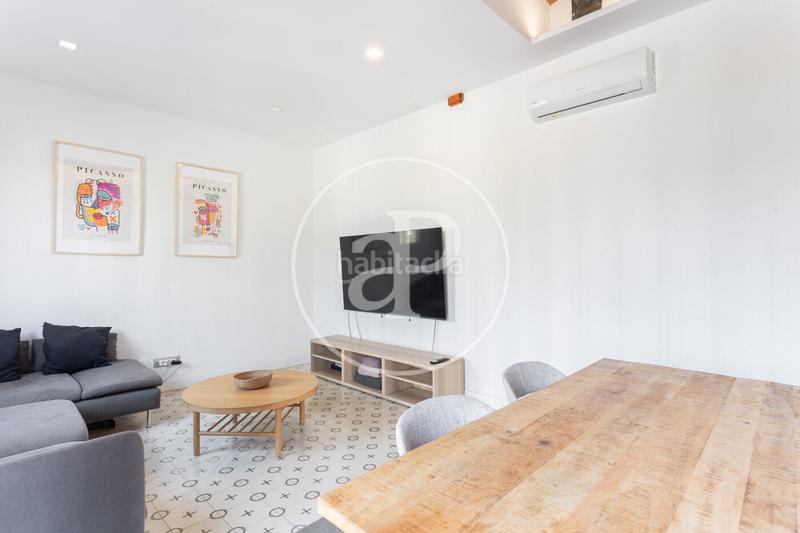 Foto 1e8ff124-0c02-487c-a24f-e7840827877c. Alquiler piso  en alquiler de tres habitaciones dobles en calle valencia eixample esquerra en Barcelona