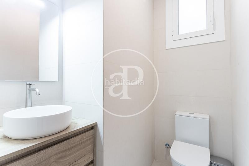 Foto 2289474e-5b6a-40a1-ab26-530a170ff0c1. Alquiler piso  en alquiler de tres habitaciones dobles en calle valencia eixample esquerra en Barcelona