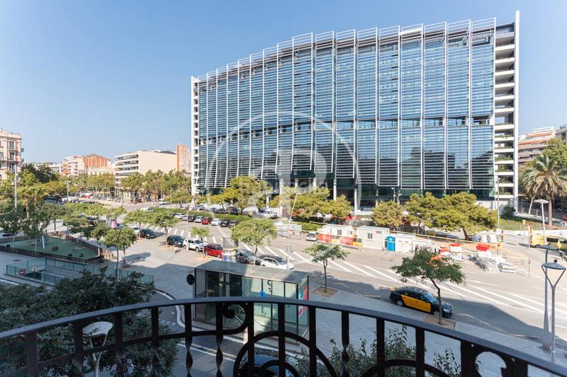 Foto bf2602f8-60cc-46f0-ad76-cb7c63195d99. Alquiler piso  en alquiler de tres habitaciones dobles en calle valencia eixample esquerra en Barcelona