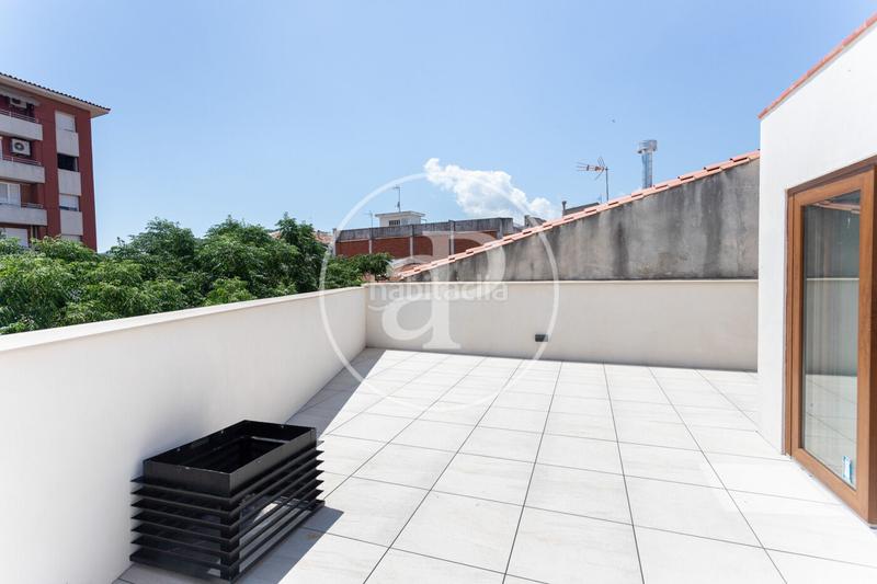 Foto 66048749-6974-4249-aa10-49dd1912f779. Àtic amb calefacció aparcament a Centre - Estació Sant Cugat del Vallès