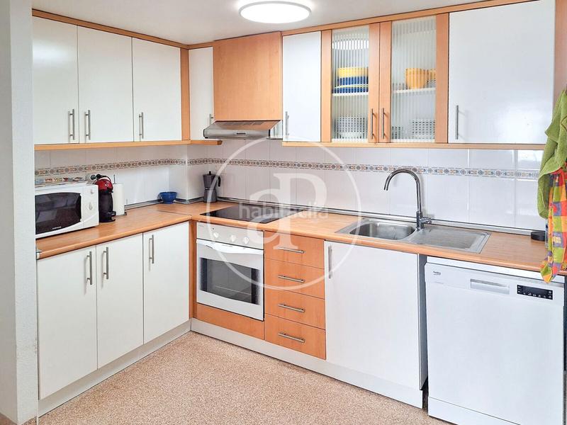 Foto c7fdf764-fb45-463f-885d-fb35c17dad92. Piso  en venta en el campello en Playa Muchavista Campello (el)