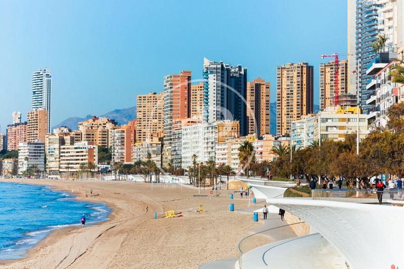 Foto c6b28010-7184-4e1f-9942-3182bdfe7259. Piso  en venta en Rincón Alto Benidorm