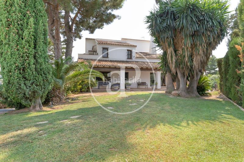Foto eddb45a3-48f3-4f68-aa58-08bbc64cc8b7. Casa  en venta en Los Pinares-La Masia Bétera