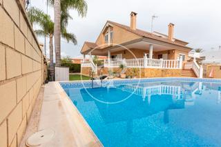 Casa a Corinto-Almardà. Chalet independiente en venta en almardá