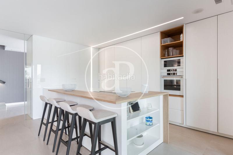 Foto 15ee6ab2-6dab-40e9-8656-4d1d75b9a117. Casa chalet independiente en venta en Almenara