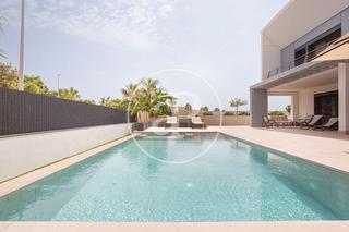 Casa in Almenara. Chalet independiente en venta en almenara