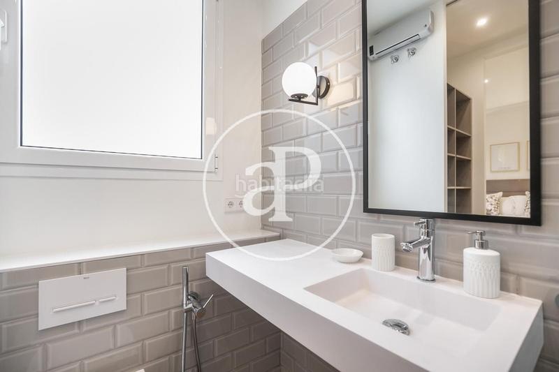 Foto c7fbad9d-61dc-48dd-b37a-bd2430c3ab30. Location appartement avec chauffage dans Dreta de l´Eixample Barcelona