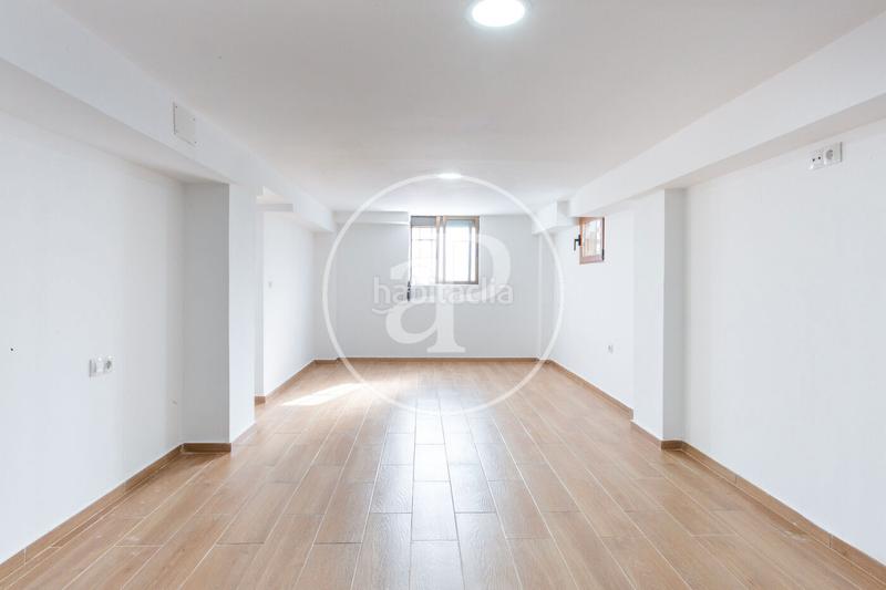 Foto 0e5dc538-a1db-447b-9b6f-ead5c7a28102. Casa chalet urbano en venta en Cheste