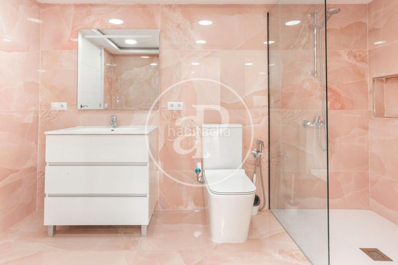 Foto 0f195f5f-782c-4115-b3fc-fc70be708902. Casa chalet urbano en venta en Cheste