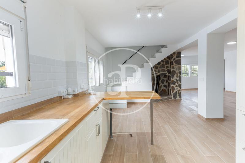 Foto de7a7b2f-7a65-403f-9b8a-3c93e789e6d2. Casa chalet urbano en venta en Cheste