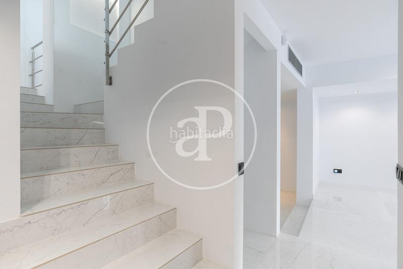 Foto 0eb1728c-f343-4095-aa51-39d66972d5c3. Alquiler casa pareada casa en alquiler en la miranda, en Sant Just Desvern