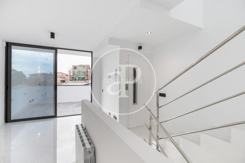 Foto a59cd22d-8b47-4276-939d-2025dac45077. Alquiler casa pareada casa en alquiler en la miranda, en Sant Just Desvern