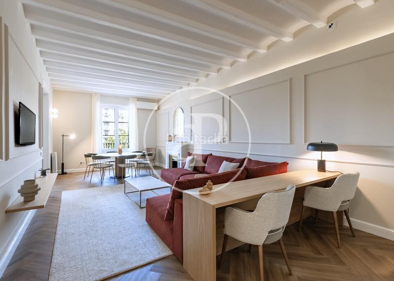 Foto 1a680f80-77b8-47f8-89ac-d9d100eef093. Piso  en venta en passeig isabel ii en St. Pere - Sta. Caterina - El Born Barcelona
